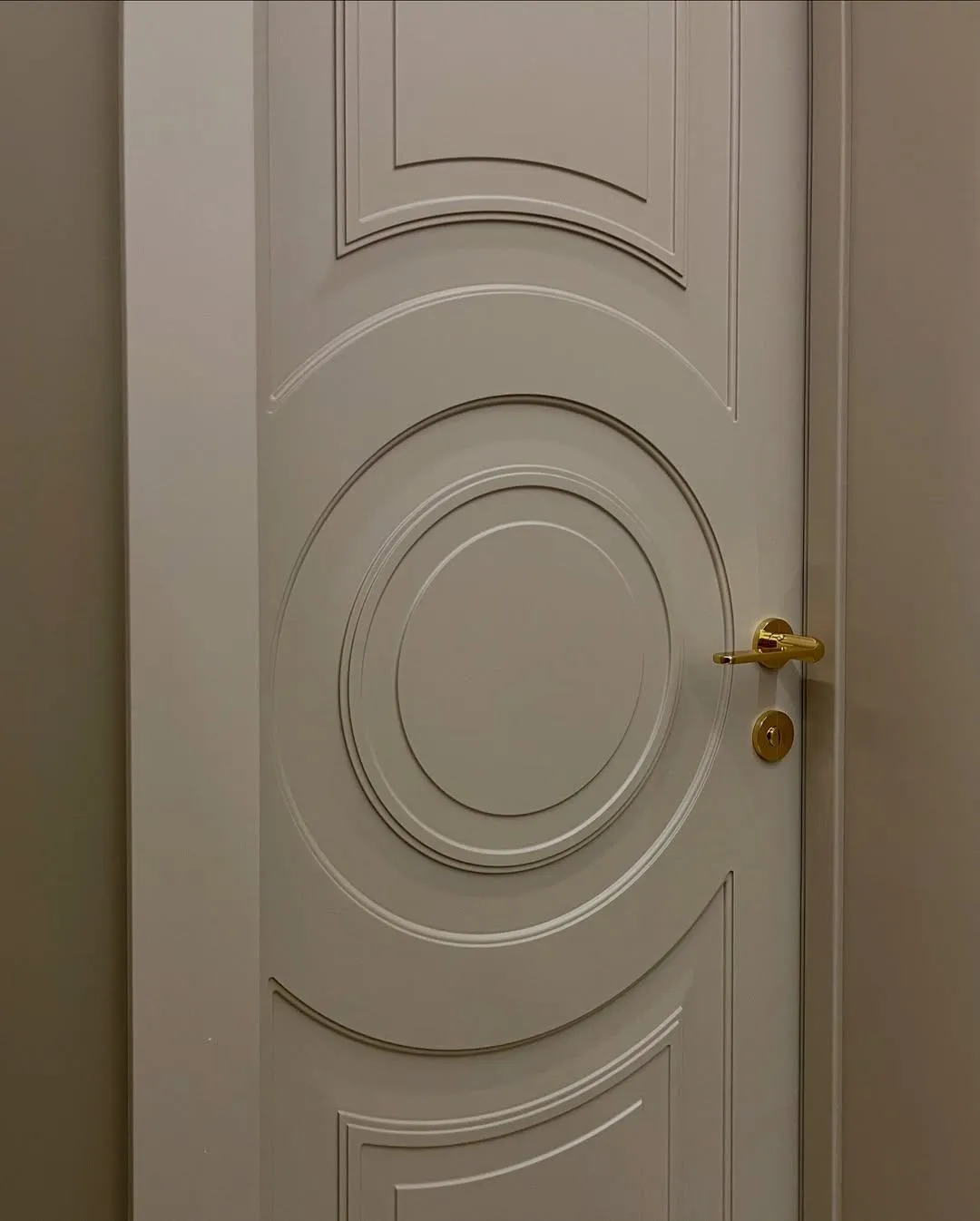 Межкомнатные двери